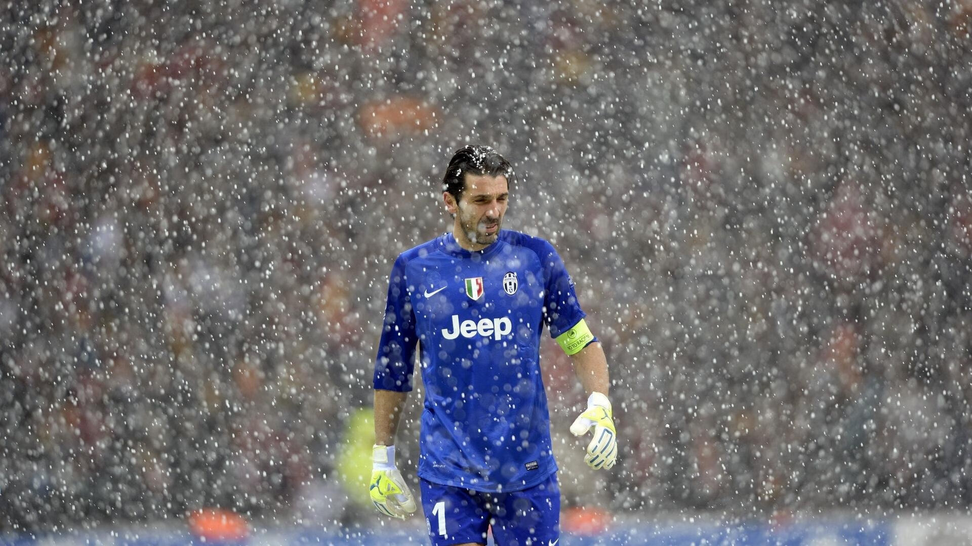 开云入口-《女性电竞崛起：粉丝和选手共同撑起一个新局面》