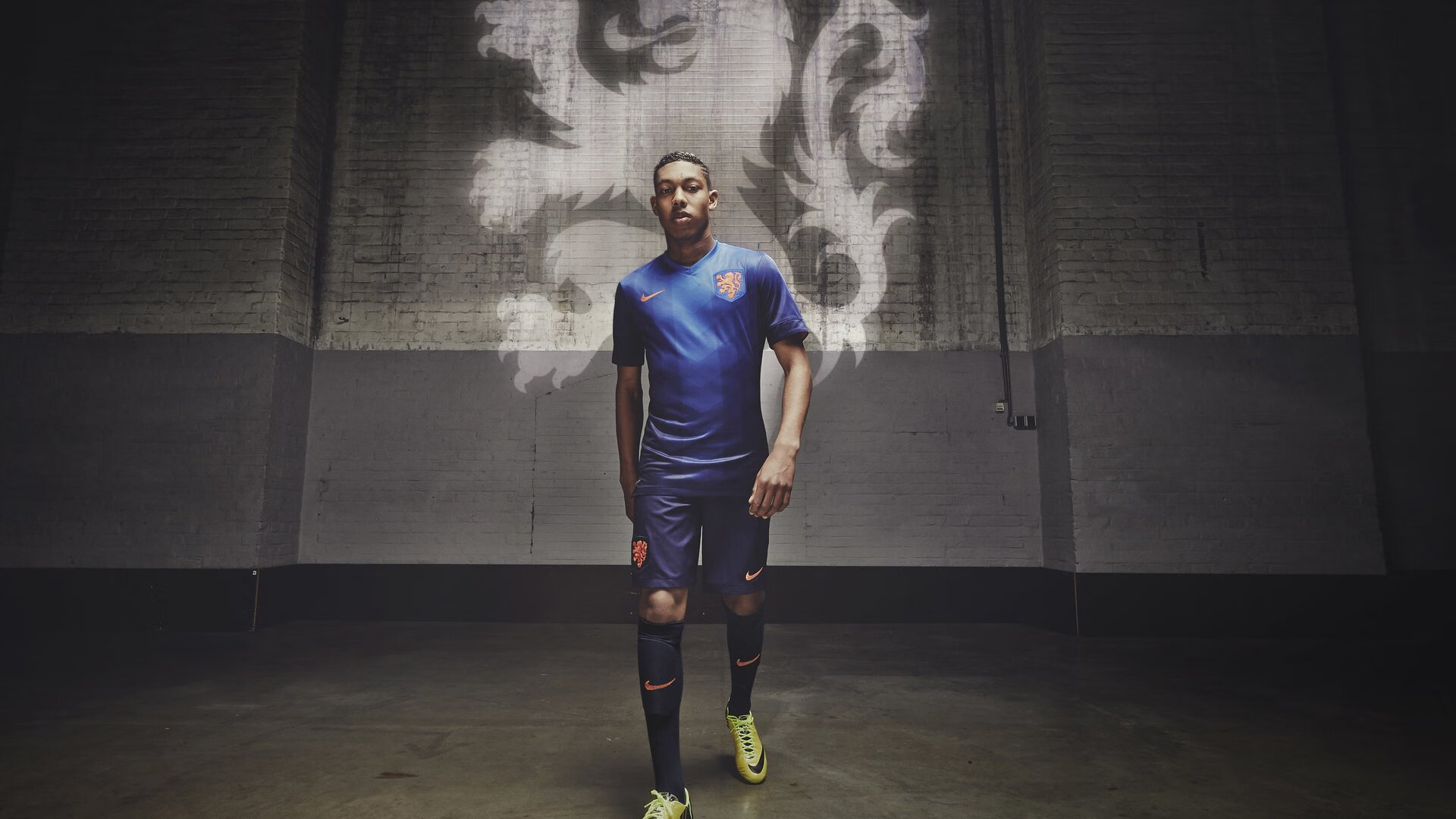 开云官网APP下载-中外足球交流活动频繁,促进互学互鉴,中西方传统足球文化比较